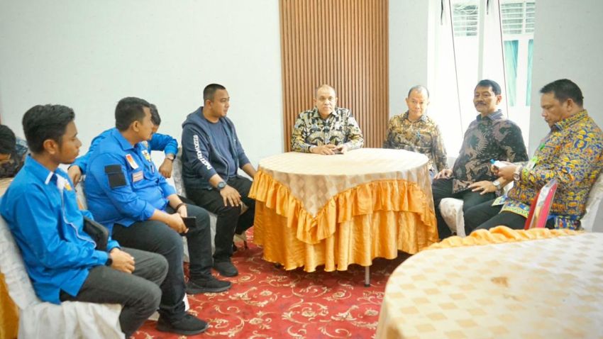 Pj Bupati Langkatt Bersilaturahmi dengan KNPI