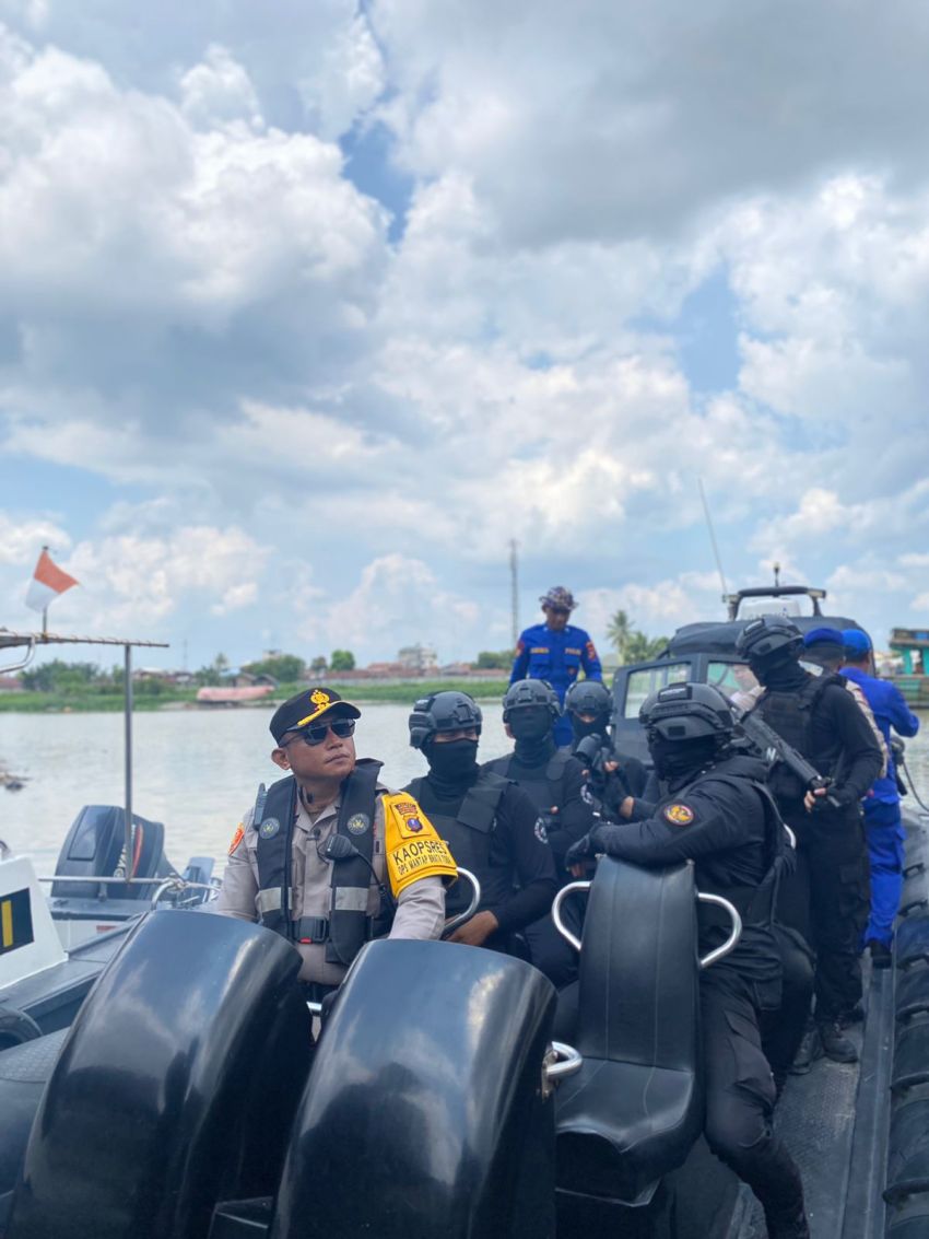Polres Tanjung Patroli dan Simulasi Quick Respon Penanganan Gangguan Kamtibmas Sepanjang Perairan