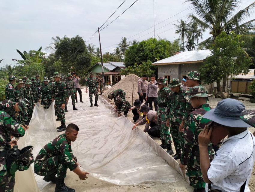 Bangun Jalan di Simpang Gambus, Warga Apresiasi Program TMMD Kodim 0208 Asahan