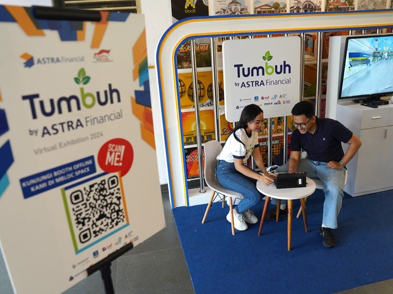 Pop Up Booth Tumbuh by Astra Financial Gebrak 7 Kota!