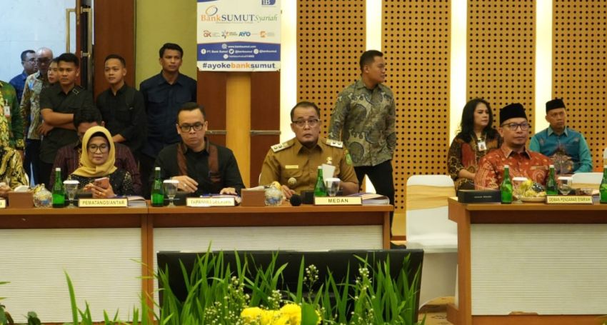 Wali Kota Medan Hadiri RUPS Tahunan dan RUPS LB PT. Bank Sumut