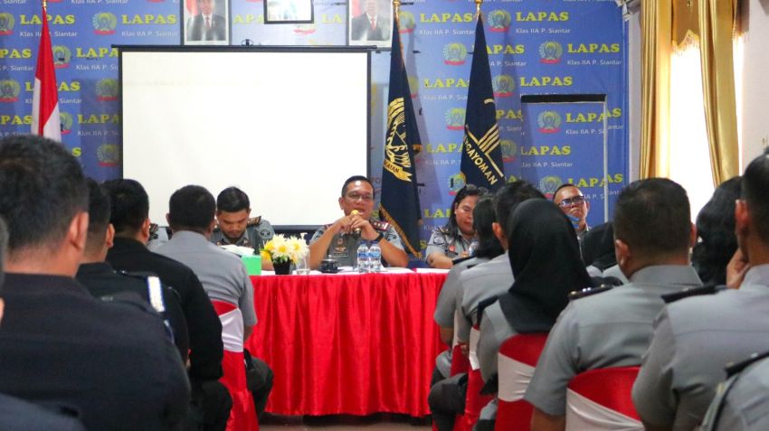 Kalapas Klas IIA P.Siantar Ajak Jajarannya Persiapkan Zona Integritas Menuju WBK