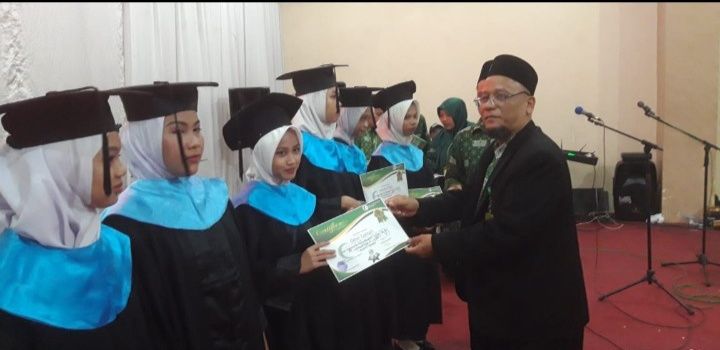 Sejumlah Tokoh Hadiri  Khataman 370 Santri/Santri Wati Yayasan Al Ittihadiyah P. Masyhur