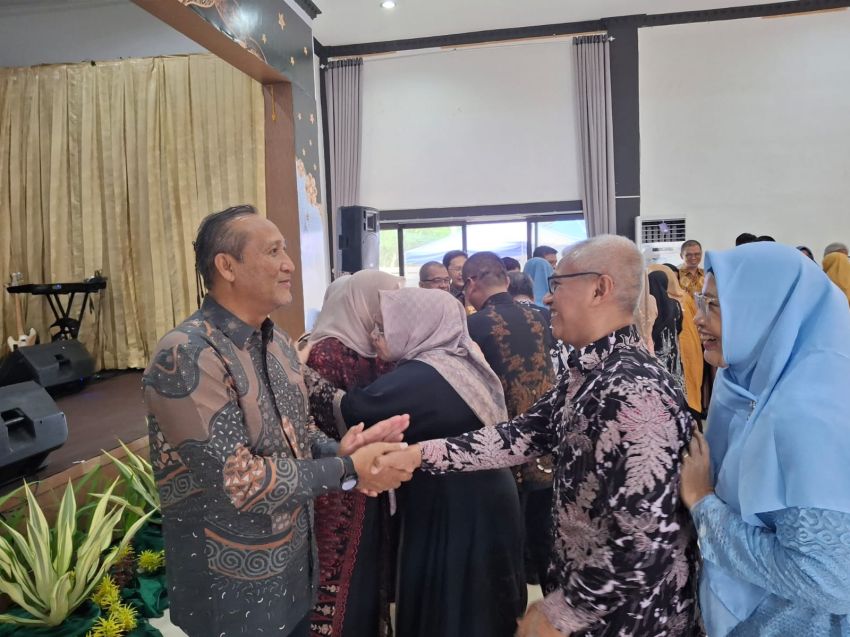 Halal BiHalal Keluarga Besar PTPN 1 Regional 1 : Siap Berubah atau Punah