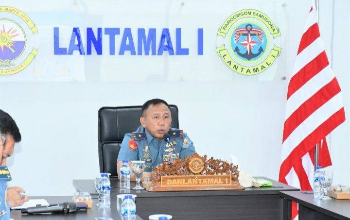 Brigjen TNI (Mar) Jasiman Purba S.E, CHRMP. Pimpin Rapat Staf Lantamal I