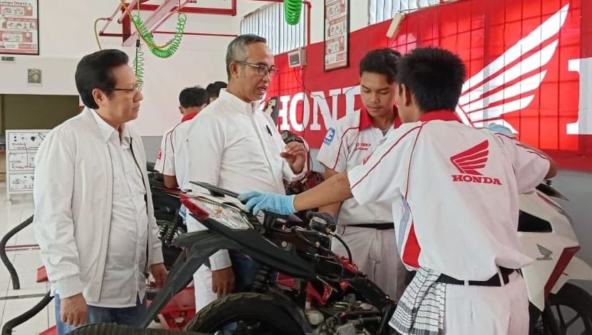 Dukung Pendidikan Vokasi Sumut, Honda Kunjungi SMKS GBKP Kabanjahe