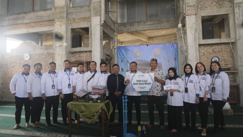 PNM Peduli Gelar Bakti Sosial Masjid di Masjid Ar-Rohmatul Hidayah