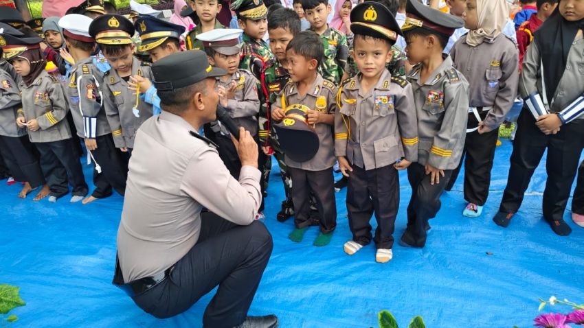 Kanit Binmas Polsek Indrapura Tatap Muka Dengan Siswa/i TK Islam Terpadu Al-Ihya