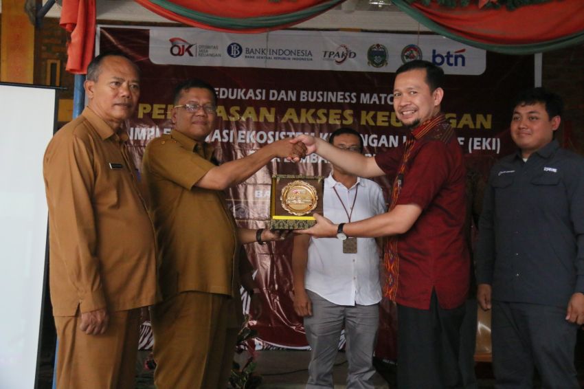 Akses Keuangan Diperluas Melalui EKI, OJK Minta Desa Lumban Bulbul Semakin Giat Memikat Wisatawan