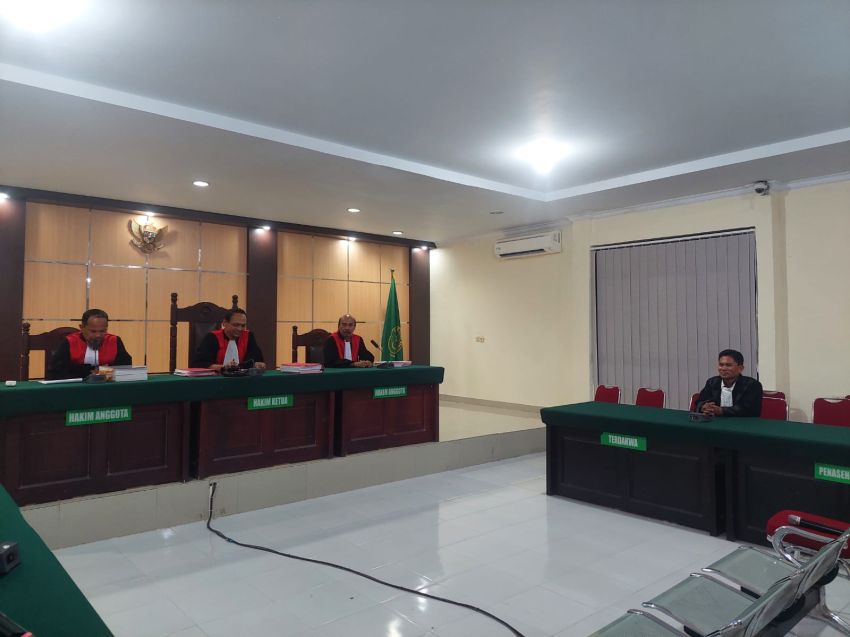 Hakim Vonis 1 Tahun Penjara, 2 Terdakwa Korupsi di PDAM Mamasa