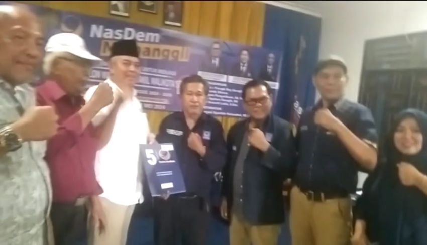 Darwin Pohan SE, Bacalon Walikota P.Siantar Kembalikan Formulir ke Partai NasDem