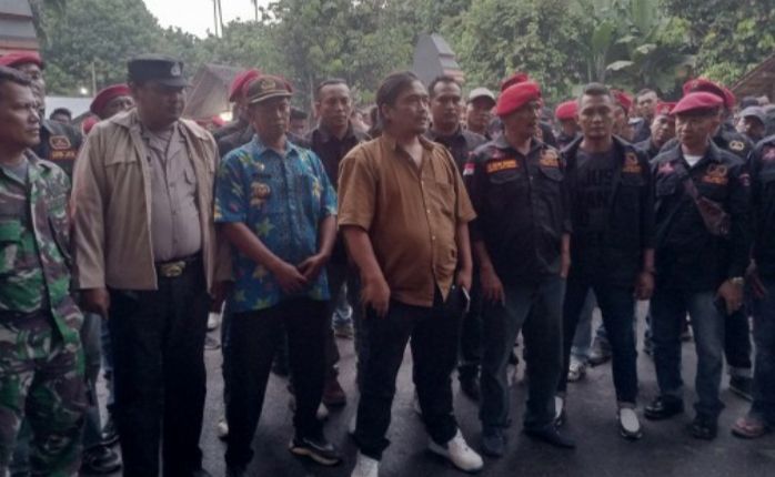 Kompak ! Grib Sumut dan Warga Namorube Julu Deklarasi Siap Dukung TNI/Polri Berantas Narkotika