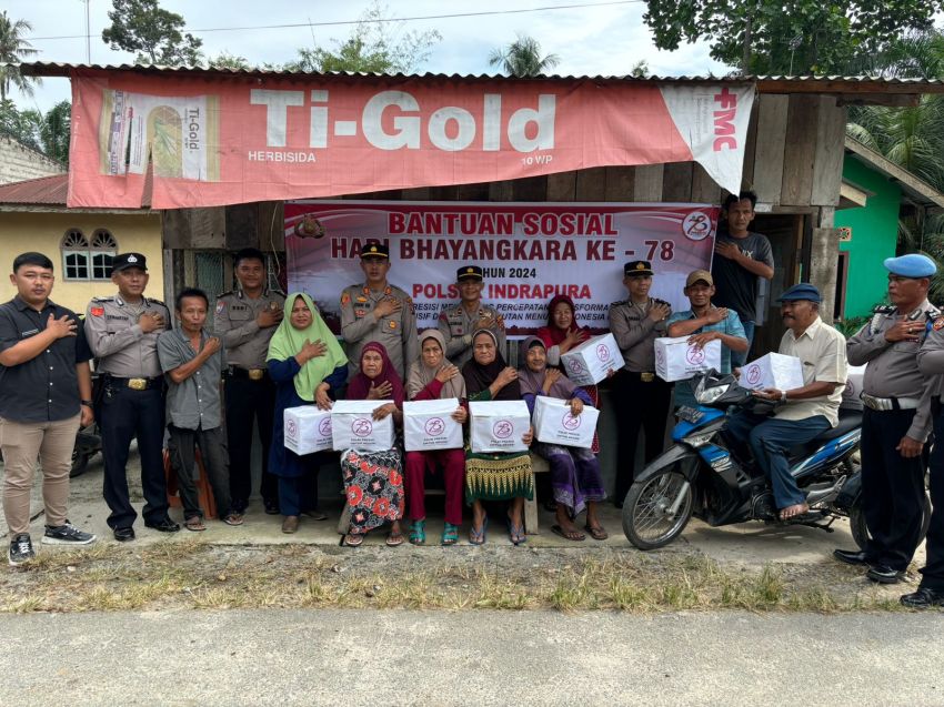 Menyambut HUT Bhayangkara ke-78.Polsek Indrapura Bagi Bagi Bansos Ke Masyarakat