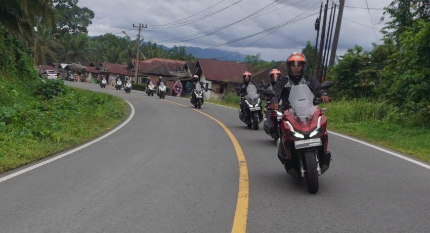 Pesona Honda ADV Bikers Jelajahi P. Sidempuan Hingga Kota Sibolga