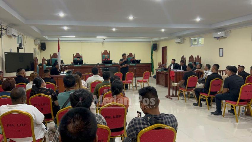 Hakim Tunjukkan Foto Kopda M kepada Para Saksi Godol, Rahmat Tarigan Gemparkan Persidangan