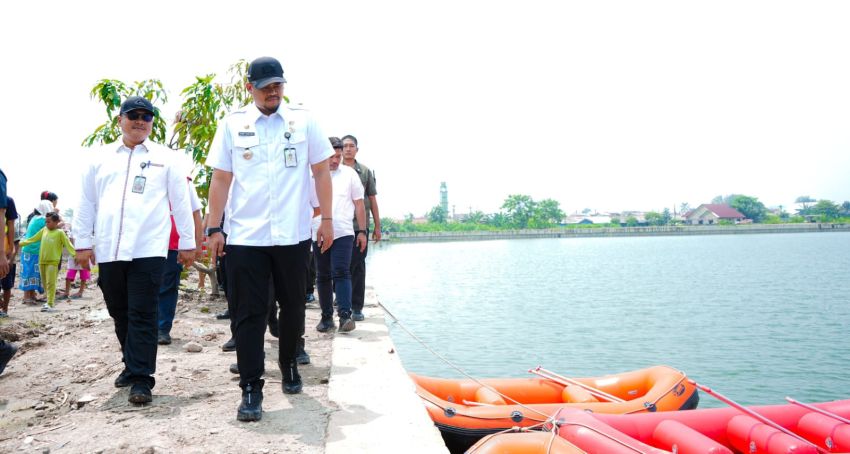 Pastikan Hasil Pekerjaan Berkualitas dan Berfungsi Baik, Bobby Nasution Tinjau Kolam Retensi Danau Laguna