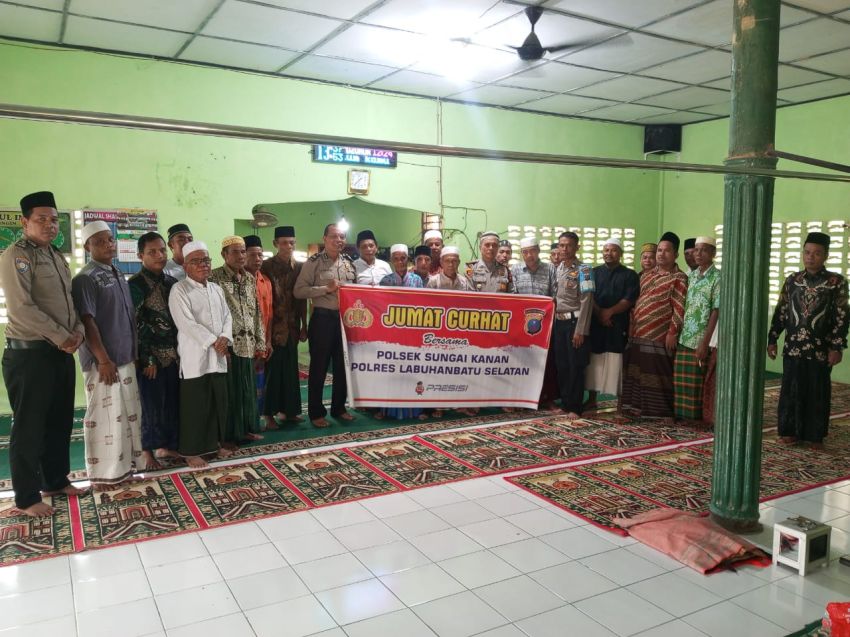 Polres Labusel Gelar Jumat Curhat di Masjid Nurul Iman