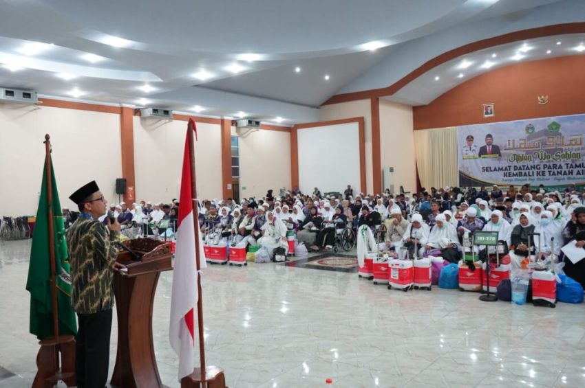 PPIH Debarkasi Medan Sambut Jamaah Haji Kloter 21