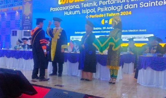 UMA Lepas 810 Lulusan, Rektor: PT Bagian dari Gelombang Perubahan Besar Bidang Teknologi
