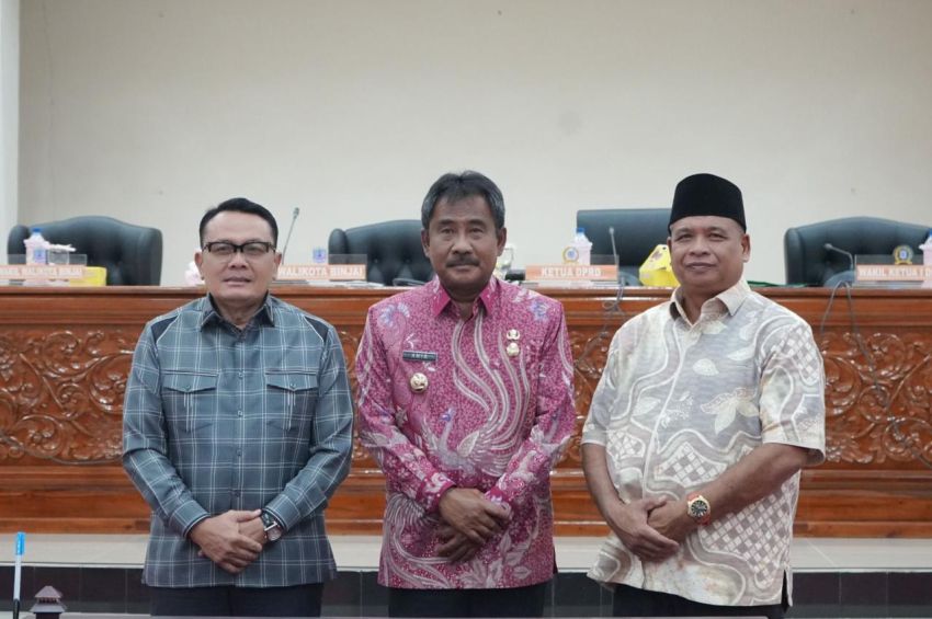 Walikota Binjai Hadiri Rapat Paripurna Penetapan Ranperda Tentang Pertanggungjawaban Pelaksanaan APBD TA. 2023