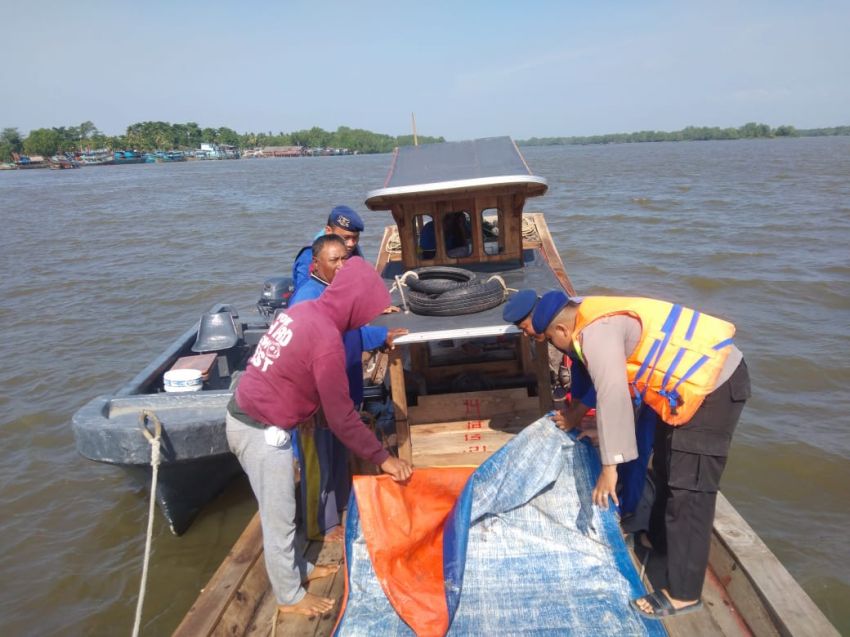 Sat Polairud Polres Tanjung Balai Cegah Pelaku Ilegal dengan Melaksanakan Patroli