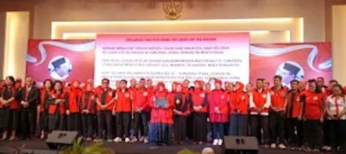 Ribuan Relawan Hadiri Deklarasi Dukung Cagubsu Edy Rahmayadi