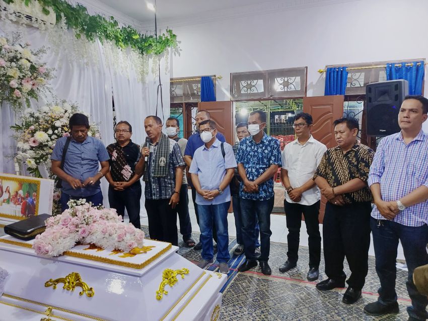 Ketum PPSD Siahaan Kota Medan Kombes (P) Dr Maruli Siahaan SH.MH Kunjungan Sosial Kerumah Alm Gris Boru Siahaan