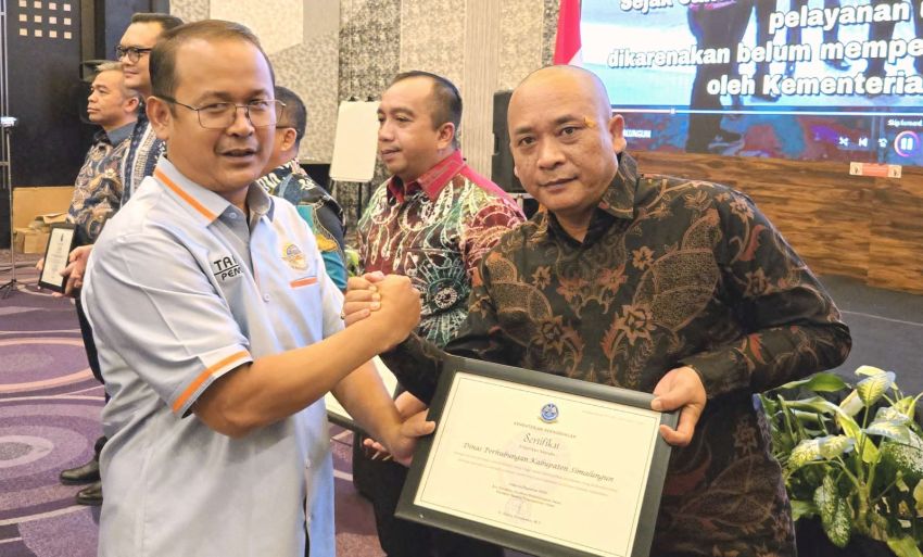 Simalungun Raih Penghargaan Dari Kemeterian Perhubungan RI