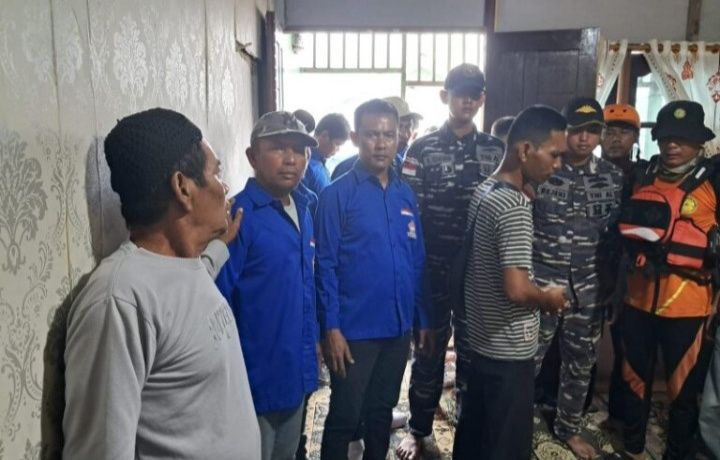 DPC HNSI Kota Medan, Basarnas dan TNI AL Temukan Jasad Nelayan Jatuh ke Laut