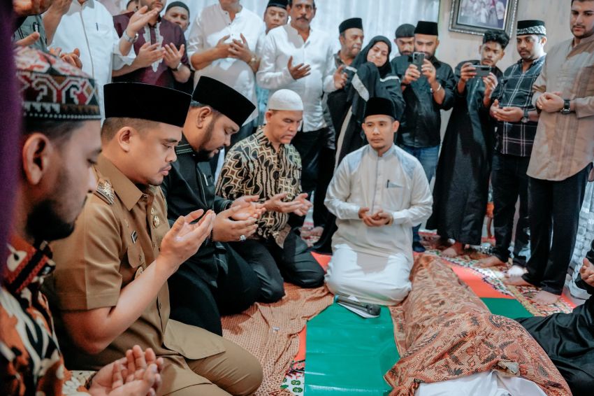 Bobby Nasution Sampaikan Duka Mendalam Atas Berpulangnya Ustad Samin Pane