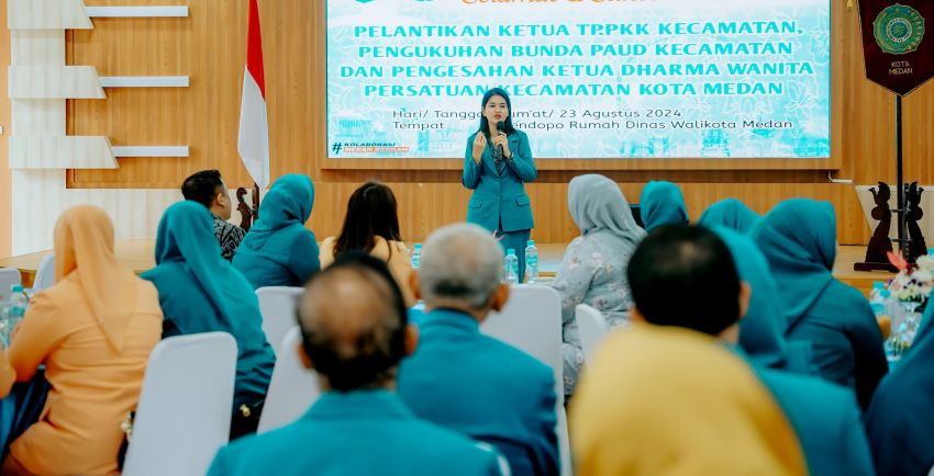 Kahiyang Ayu Lantik Ketua TP PKK Kecamatan & Bunda PAUD Medan Maimun