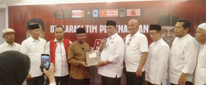 Abdul Latif Khan Dikukuhkan Ketua Tim Pemenangan Prof Ridha dan Abdul Rani