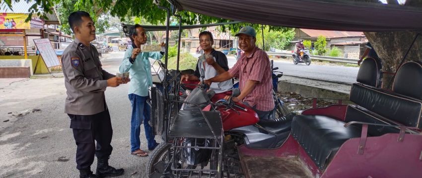 Ciptakan Situasi Kondusif Menjelang Pilkada Serentak 2024, Polsek Sei Tualang Raso Patroli Dialogis Menyapa Warga