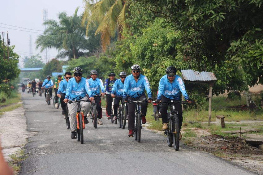 Kapolres Batubara Bersama PJU Polres Laksanakan Gowes Kamtibmas