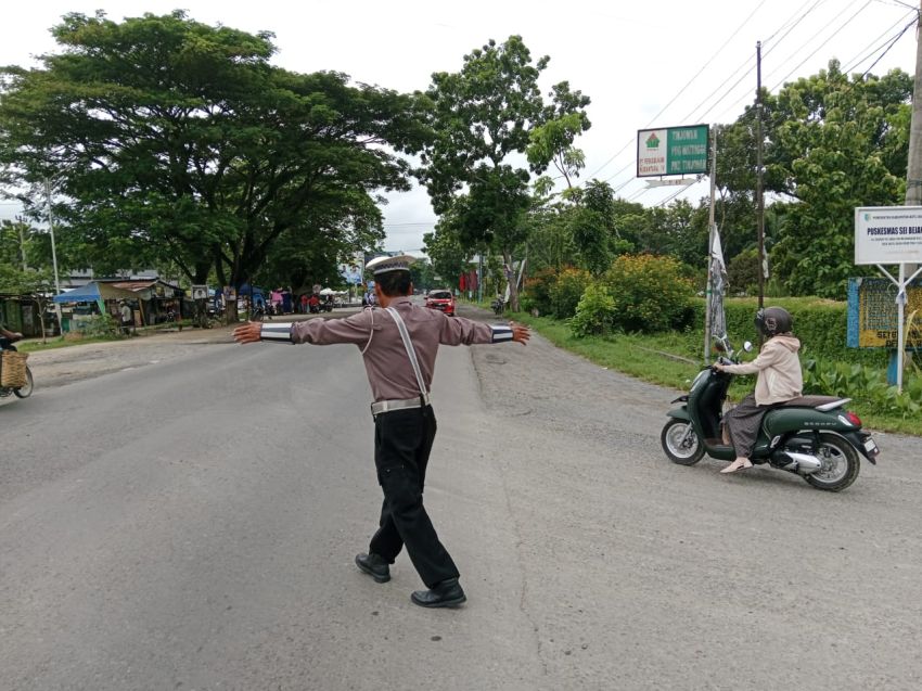 Gatur Lalin di Pagi Hari, Wujud Nyata Komitmen dan Loyalitas Pelayanan Polri Bagi Masyarakat