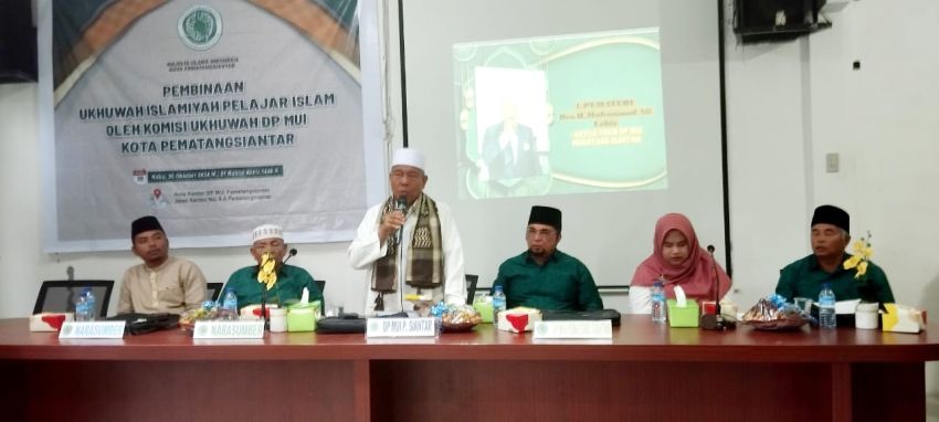 40 Orang Pelajar Tingkat SMA/ MA dan SMP/Mts se Kota Siantar Ikuti Pembinaan Ukhuwah Islamiah Pelajar Islam