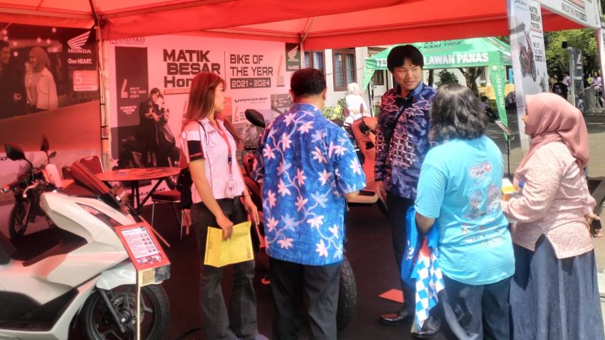 Big Scooter Honda Curi Perhatian Acara Aotake Matsuri USU