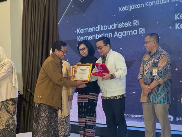 Kemenag Raih Penghargaan Komnas Perempuan dalam Kebijakan Penghapusan Kekerasan Gender