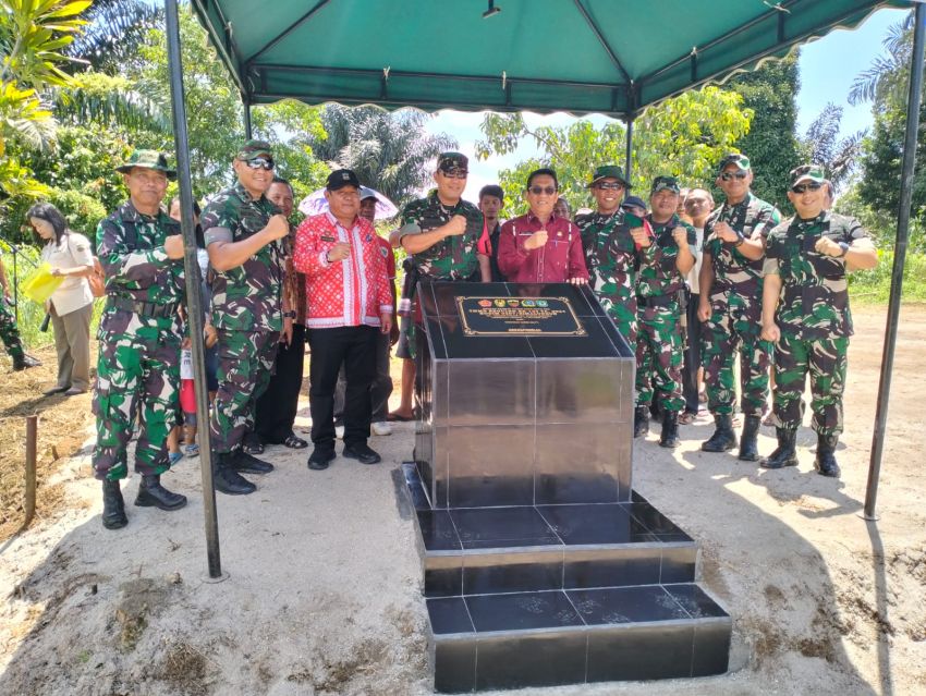 Denrem 022 PT Resmikan Pembangunan Jalan Rindung-Suka Mulia Tanjung Pinggir Kota P.Siantar