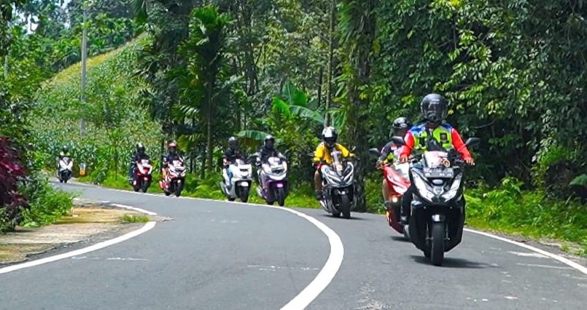 Berkelas, Sunmori Day PCX 160 Hadirkan Sensasi Wisata Ajaib