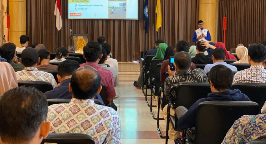 Ini Rahasia Keselamatan Berkendara Ala Anak Muda di Seminar AHM “Slow Down, Life Up”