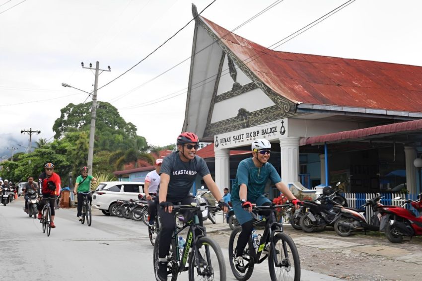 Pjs Bupati Toba dan Forkopimda Gowes Bersama