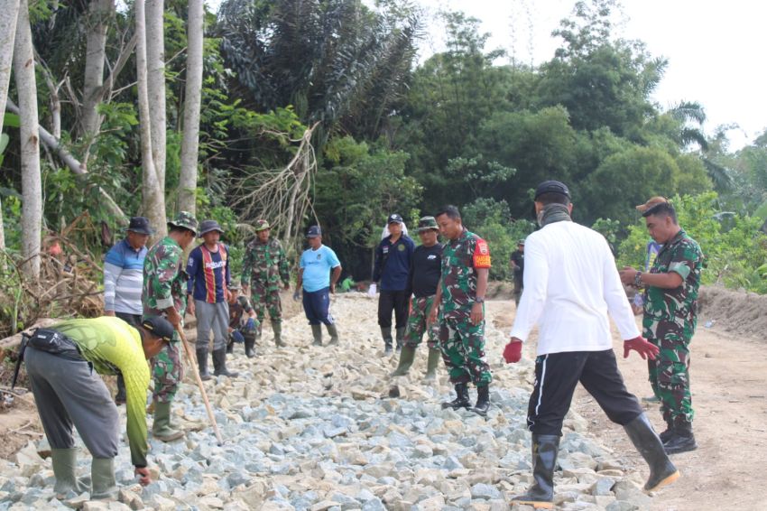 Dansatgas TMMD ke 122 Kodim 0207Simalungun Tinjau Lokasi Sasaran Fisik