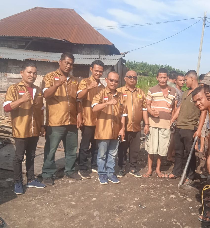 DPP PMP Peduli Bangun Jembatan Warga