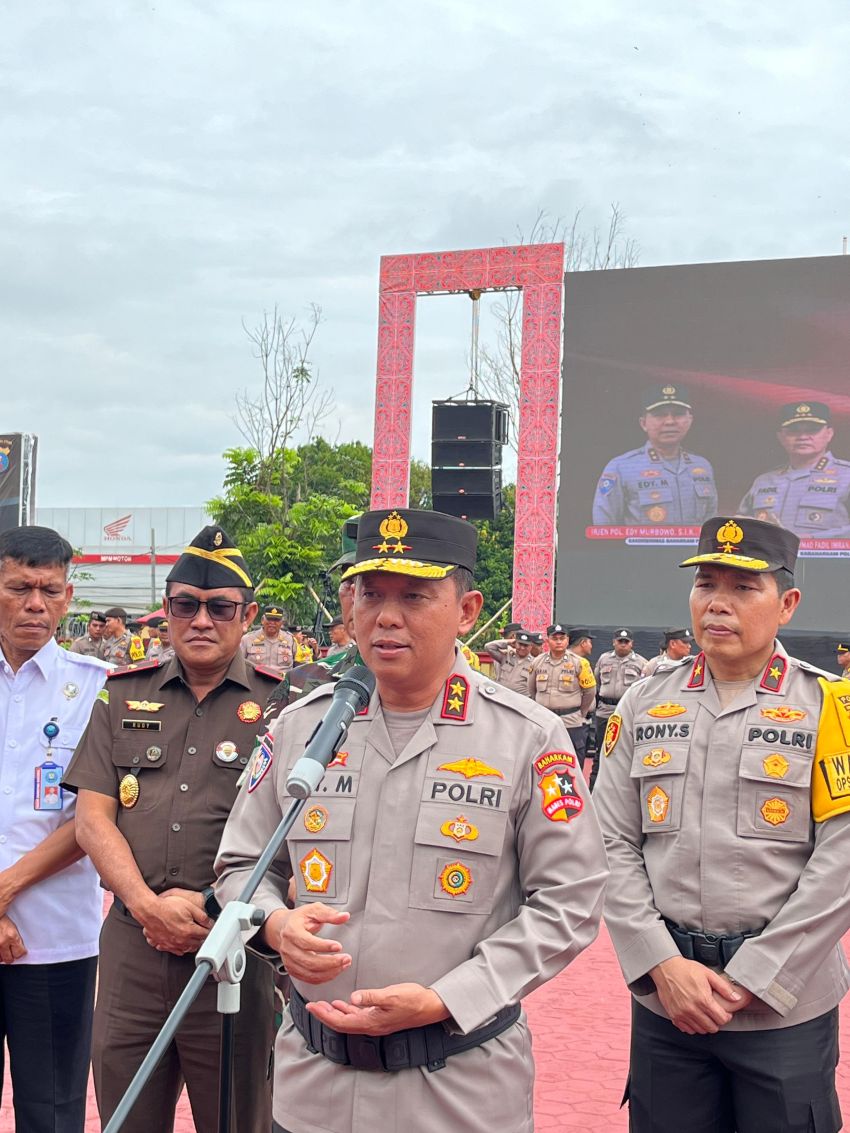 Kakorbinmas Baharkam Polri Launching Polisi RW dan Satkamling, RW Aman Negara Pasti Aman