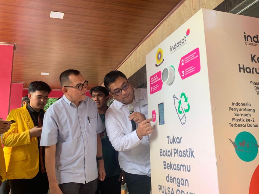 Indosat Luncurkan Program CSR “Sampah Jadi Pulsa” di Universitas Sriwijaya