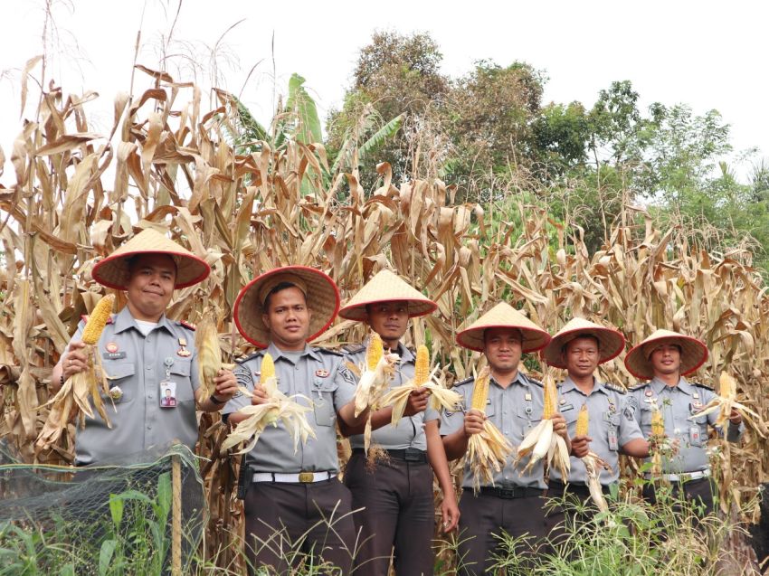 Rutan Tarutung Dukung Program 100 Hari Asta Cita Presiden RI dan Wakil Presiden RI