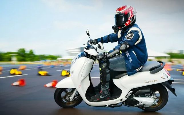 Tips Jitu Cari Aman Berkendara Liburan Nataru