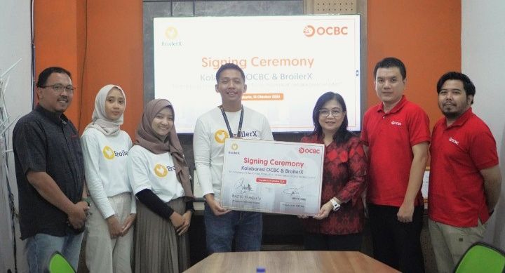 OCBC dan BroilerX Fasilitasi Pembiayaan untuk Peternak Ayam Broiler melalui KTA Cashbiz