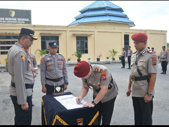 Kapolres Labusel Lantik Kasat Reskrim dan Sejumlah Kapolsek